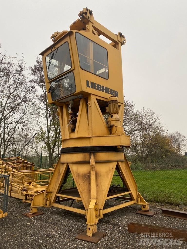 Liebherr 256 HC 塔式起重机