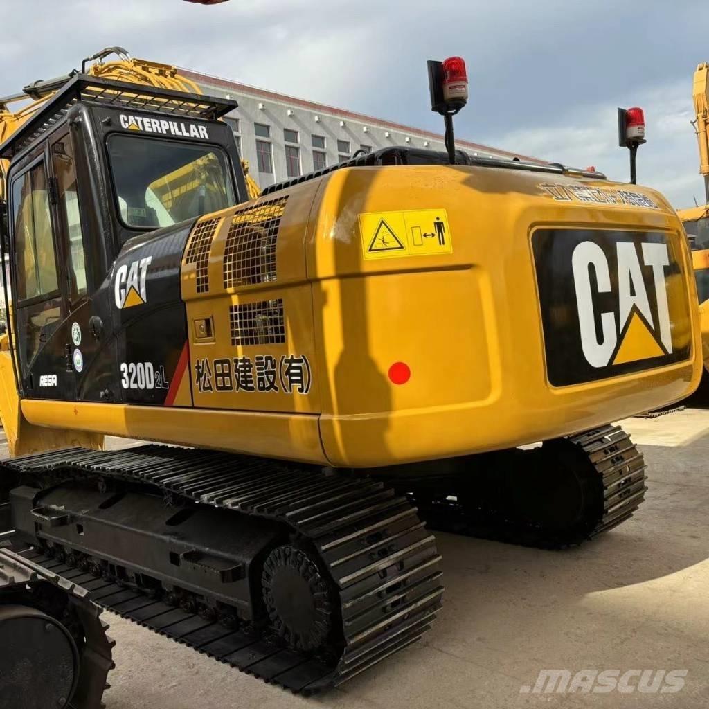 CAT 320D 履带挖掘机
