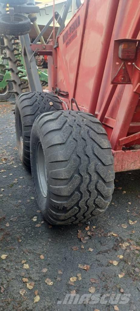 Kivi-Pekka KP 5 捡石机