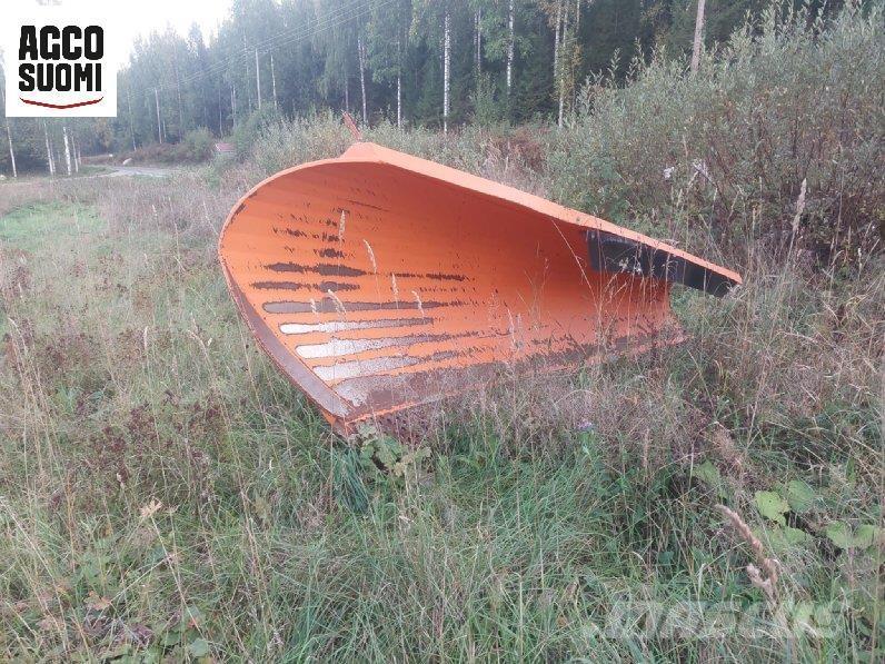 FMG ALUEAURA 300 推雪机