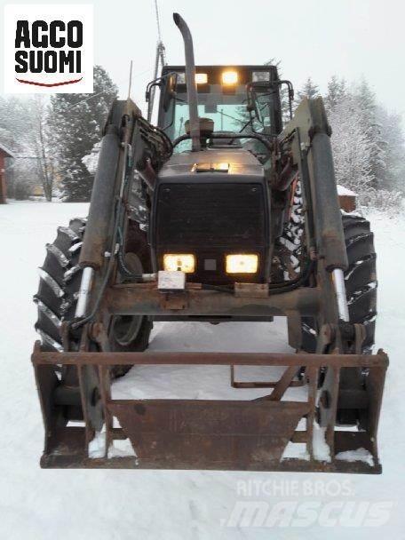Valmet 8100 拖拉机/农用车