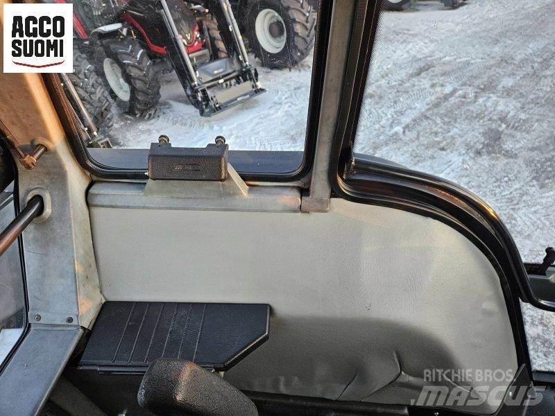 Valmet 8100 拖拉机/农用车