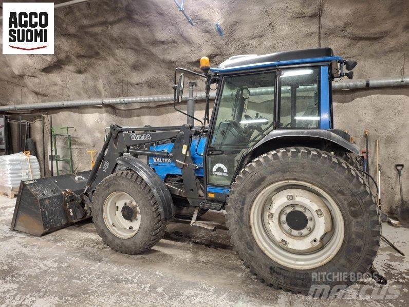 Valtra 700 拖拉机/农用车