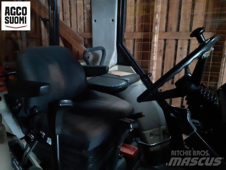 Valtra 8300 拖拉机/农用车