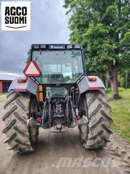 Valtra 8400 拖拉机/农用车