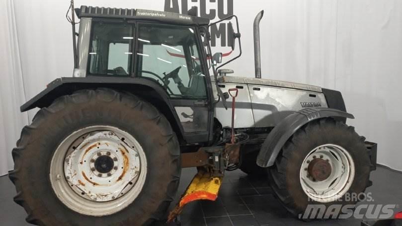 Valtra 8400 拖拉机/农用车