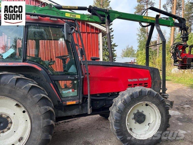 Valtra 8400 拖拉机/农用车