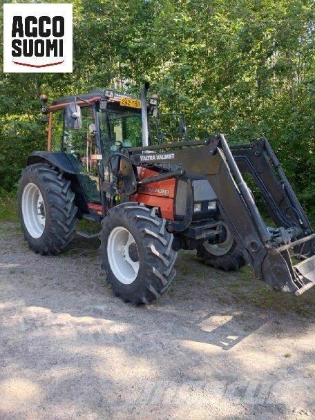 Valtra 900 拖拉机/农用车