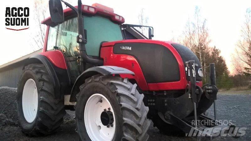 Valtra M130 拖拉机/农用车