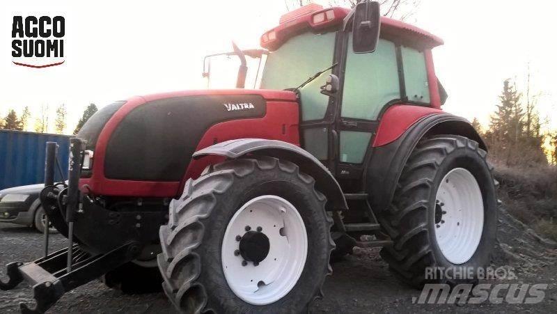Valtra M130 拖拉机/农用车