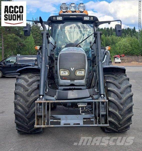 Valtra N141 A 拖拉机/农用车