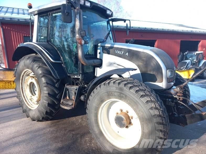 Valtra N141 H 拖拉机/农用车