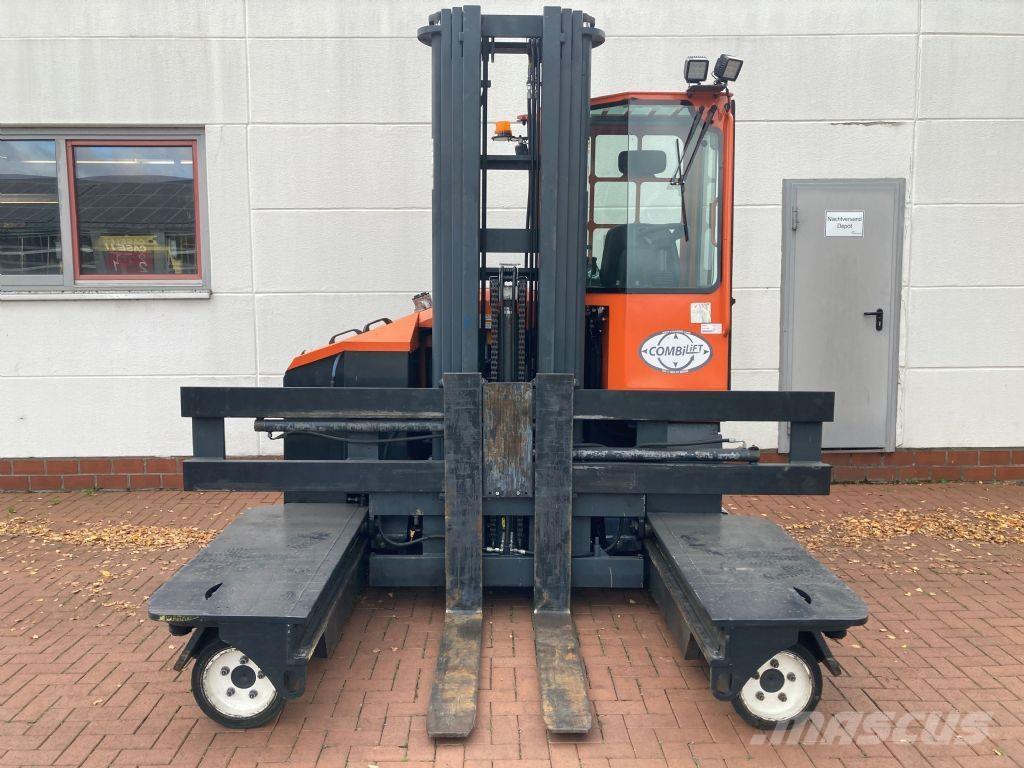 Combilift C4000 E 侧卸式铲车