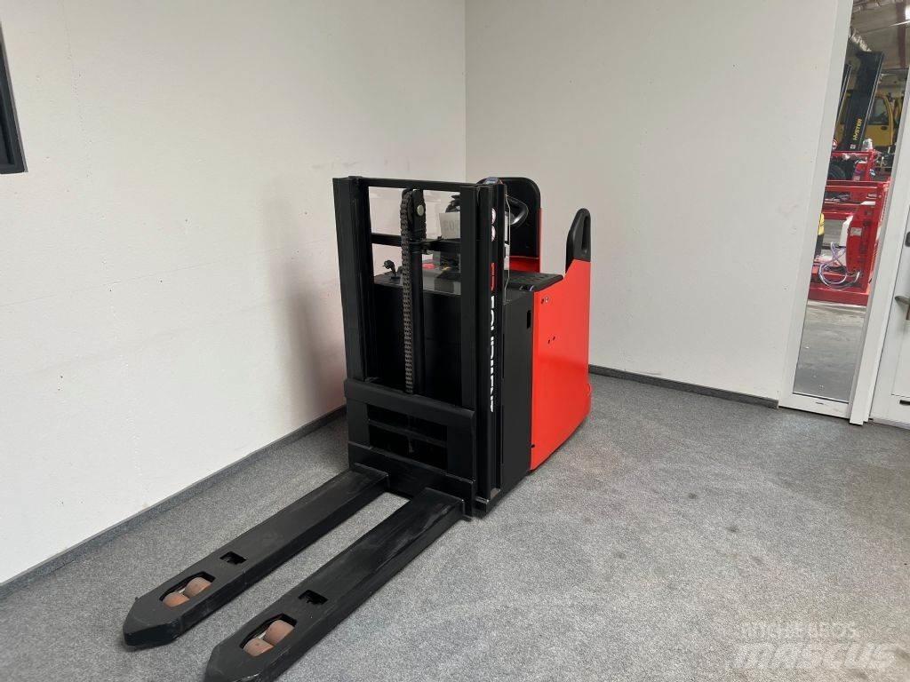 EP KSI201 手推堆垛车