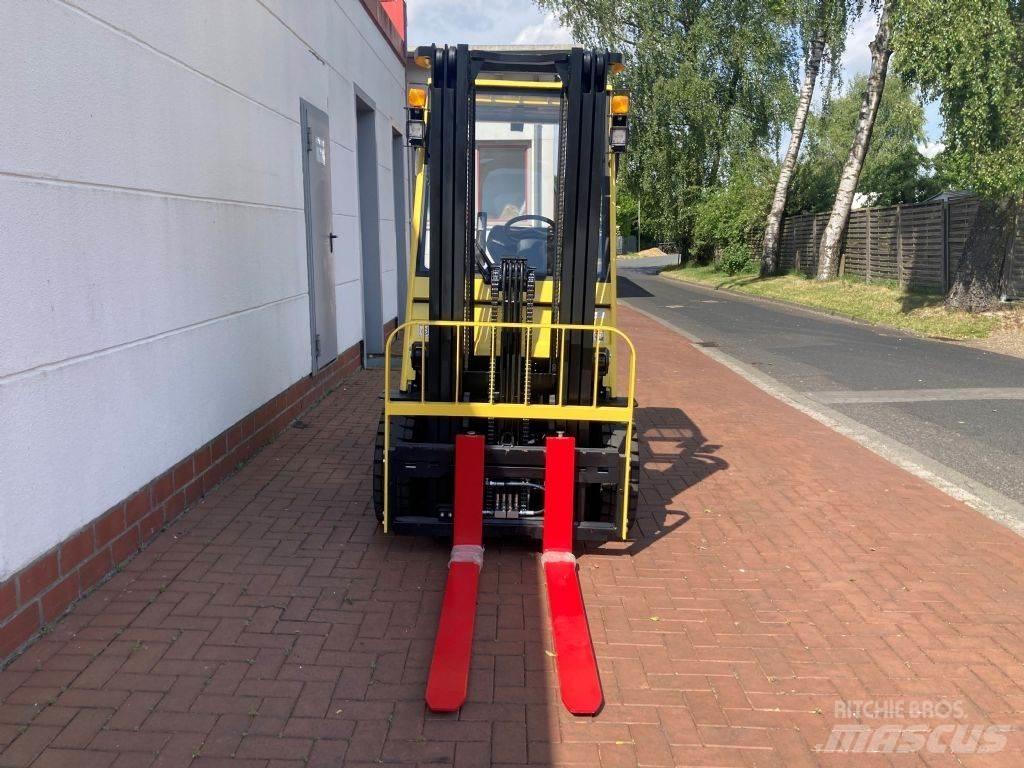 Hyster J 2.0 UT 电动叉车