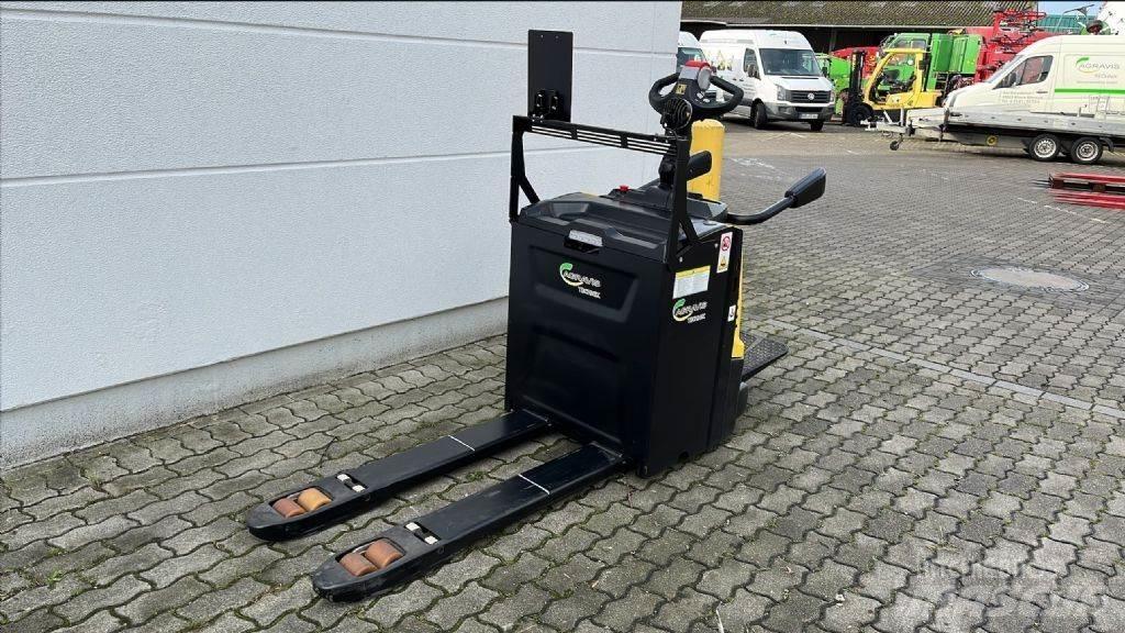 Hyster P 2.0 S 手摇升降机