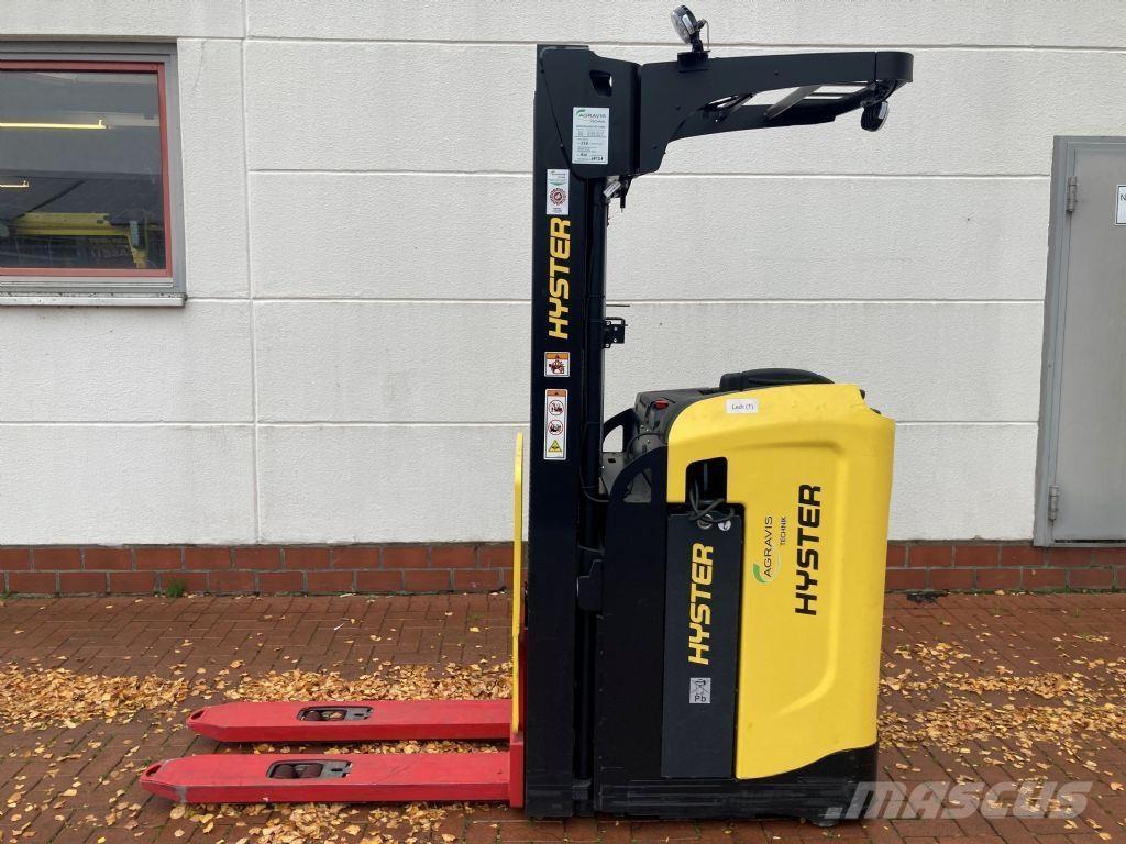 Hyster RS 1.6 IL 行走式堆垛机