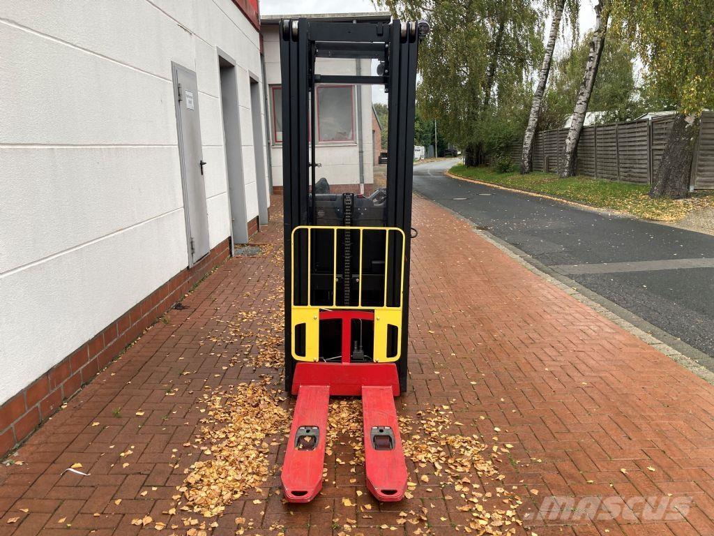 Hyster RS 1.6 IL 行走式堆垛机