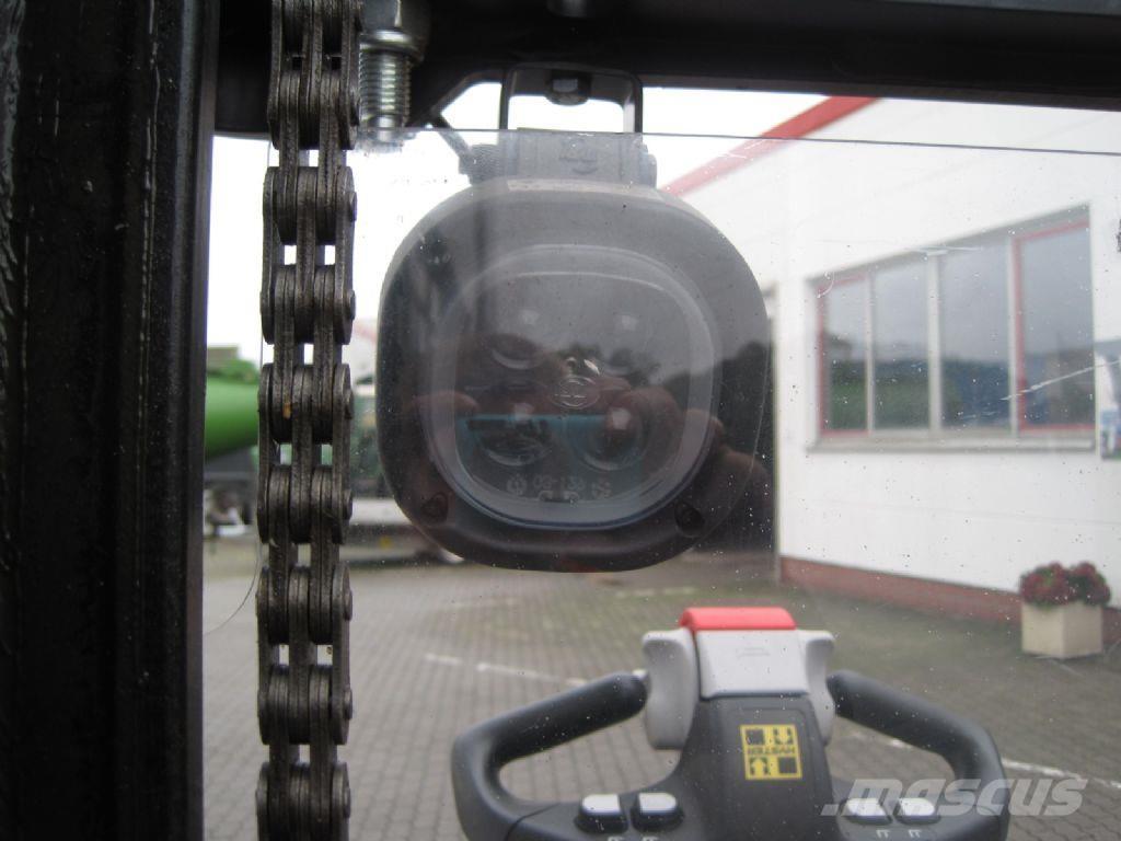 Hyster S 1.5S 手推堆垛车