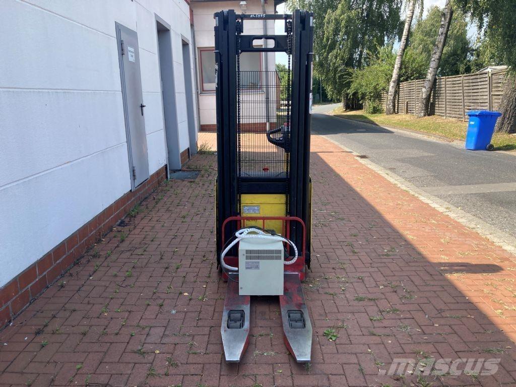 Hyster S 1.6 AC 手推堆垛车