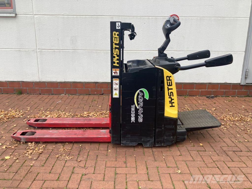 Hyster S 2.0SD 手推堆垛车