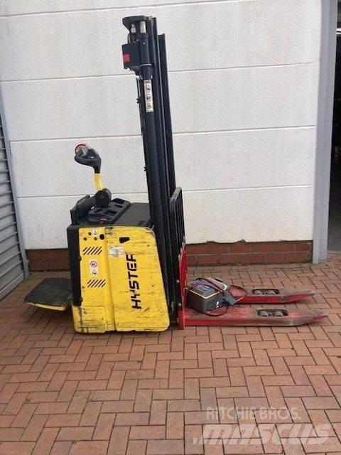 Hyster S1.5S 手推堆垛车