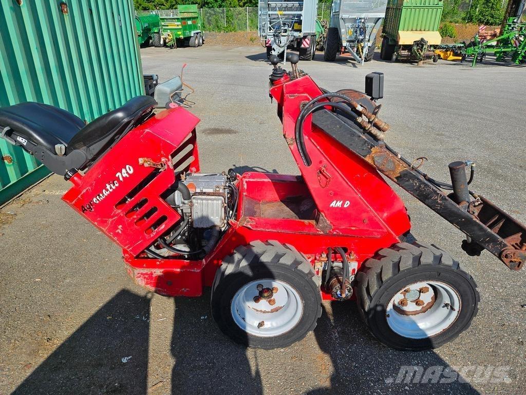 Agromatic  多功能装载机