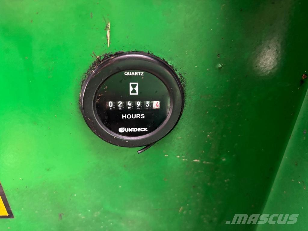 Avant 320 多功能装载机