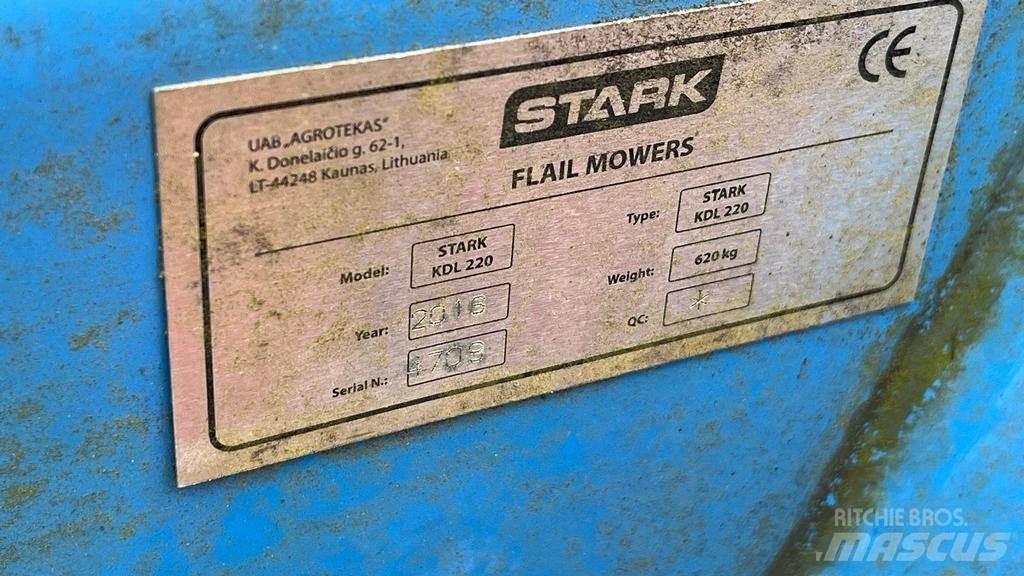 Stark 220 牧场割草机和切顶器