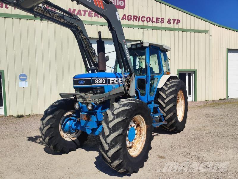 Ford 8210 拖拉机/农用车