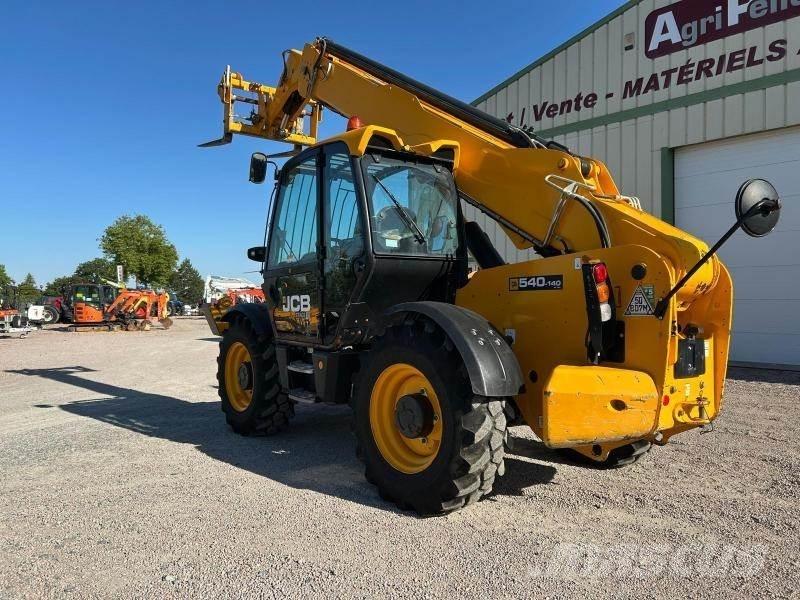 JCB 540-140 伸缩臂叉装车|叉装车