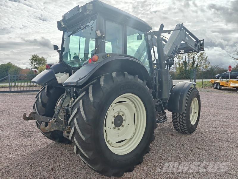 Valtra N123 拖拉机/农用车