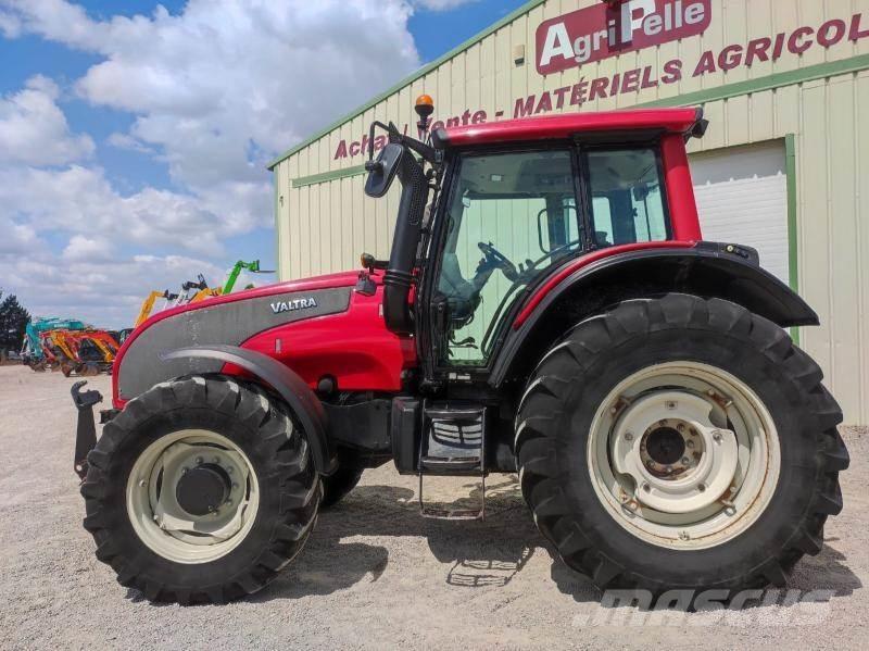 Valtra T151 拖拉机/农用车