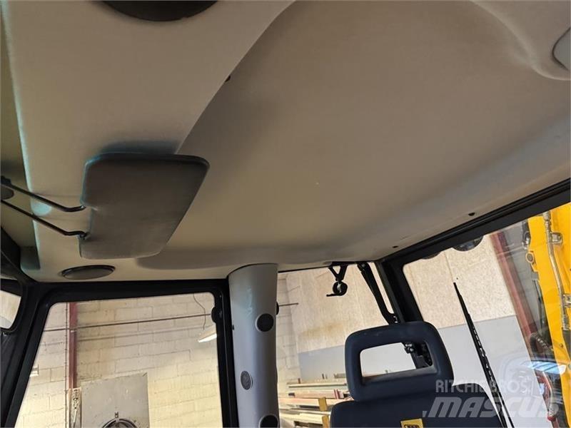 JCB 3 cx 反铲装载机