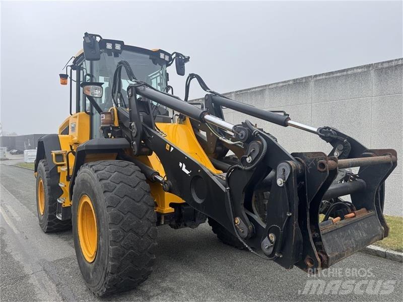 JCB 427 Agri 轮式装载机