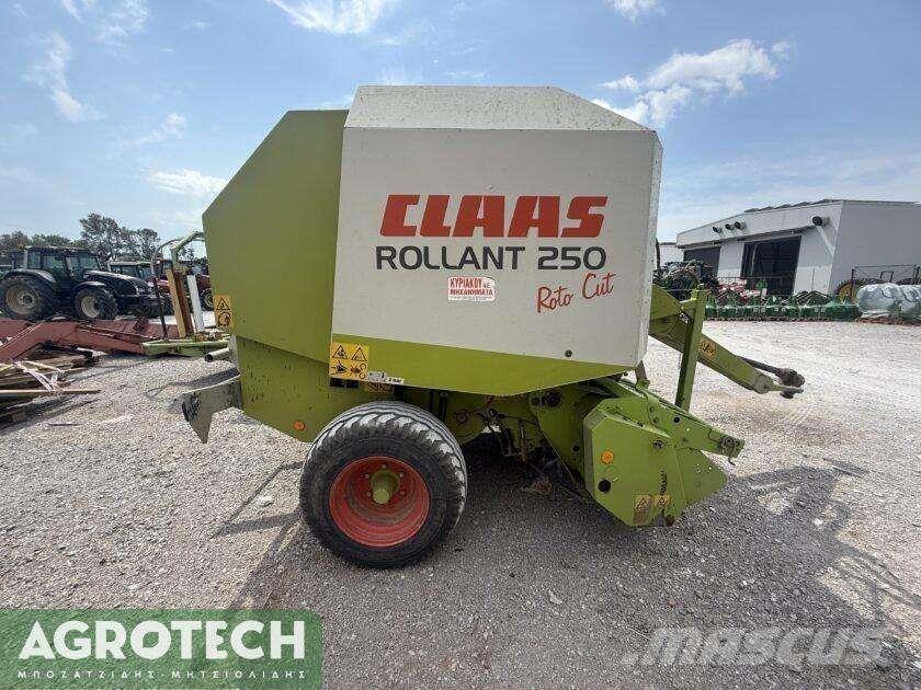 CLAAS Rollant 250 RC 圆捆打捆机