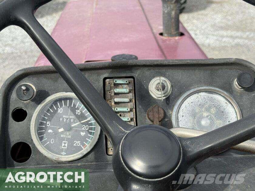 International 844s 拖拉机/农用车