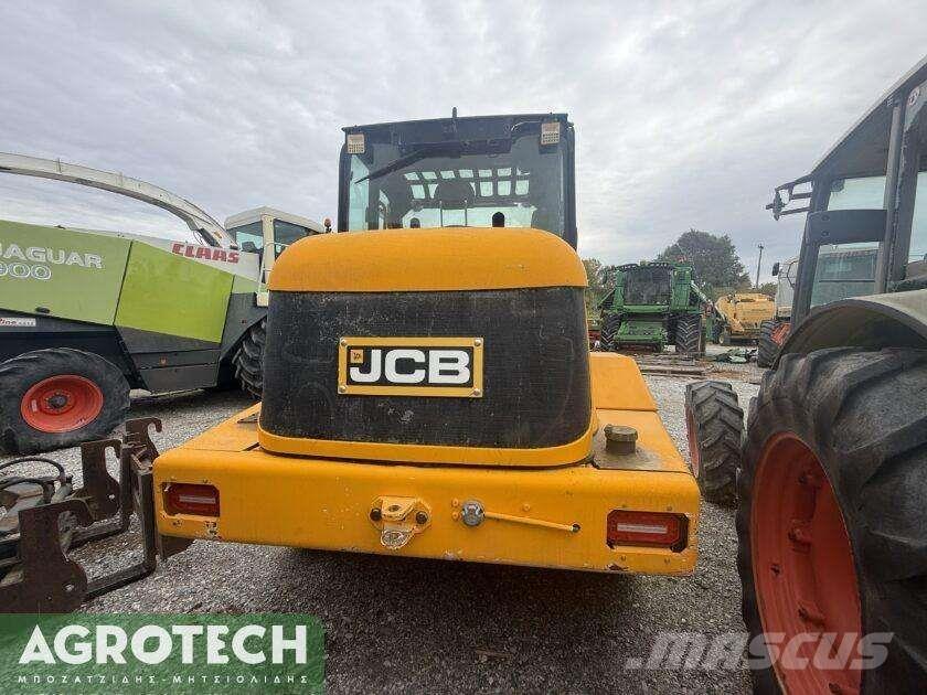 JCB TM 300 拖拉机/农用车
