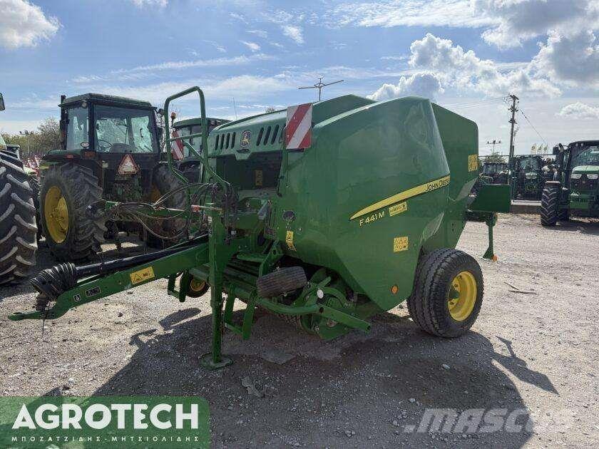 John Deere F441M 圆捆打捆机