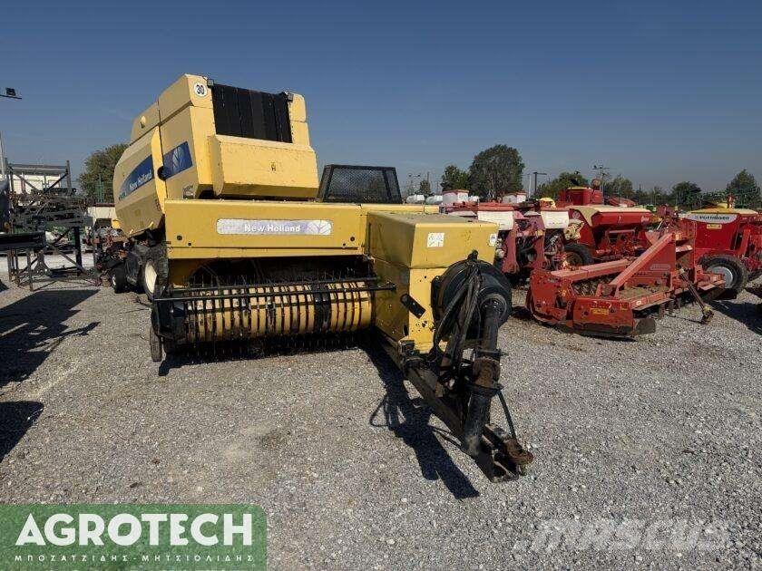 New Holland 570 圆捆打捆机