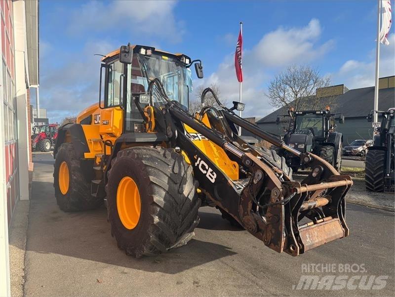 JCB 427 Agri 轮式装载机
