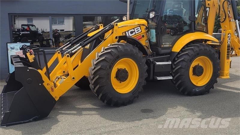 JCB 4CX 反铲装载机