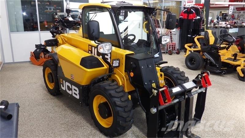 JCB 514-40 伸缩臂叉装车|叉装车