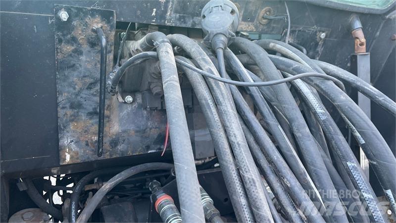 Mowi 125-400 林业拖车