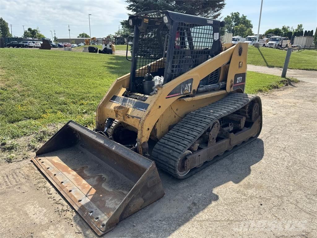CAT 277 滑移装载机