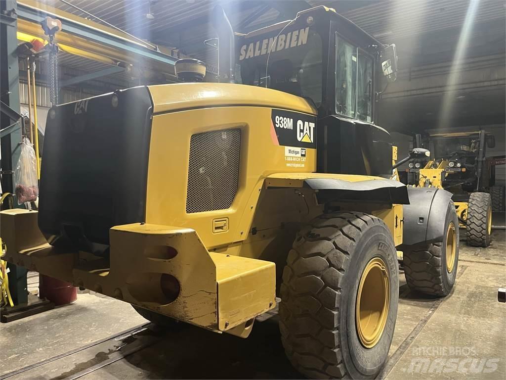 CAT 938M 轮式装载机