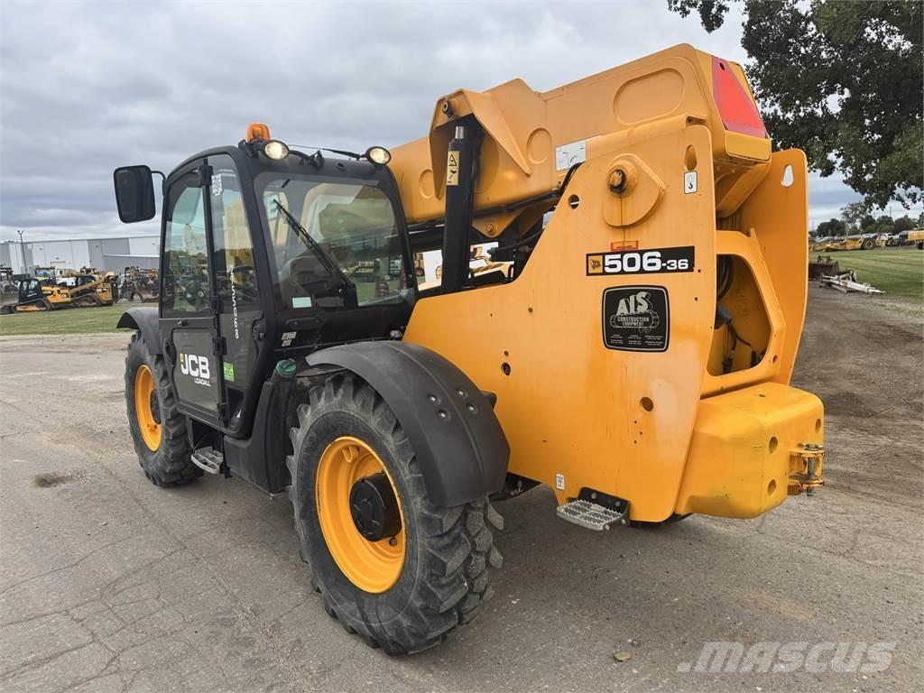 JCB 506-36 伸缩臂叉装车|叉装车