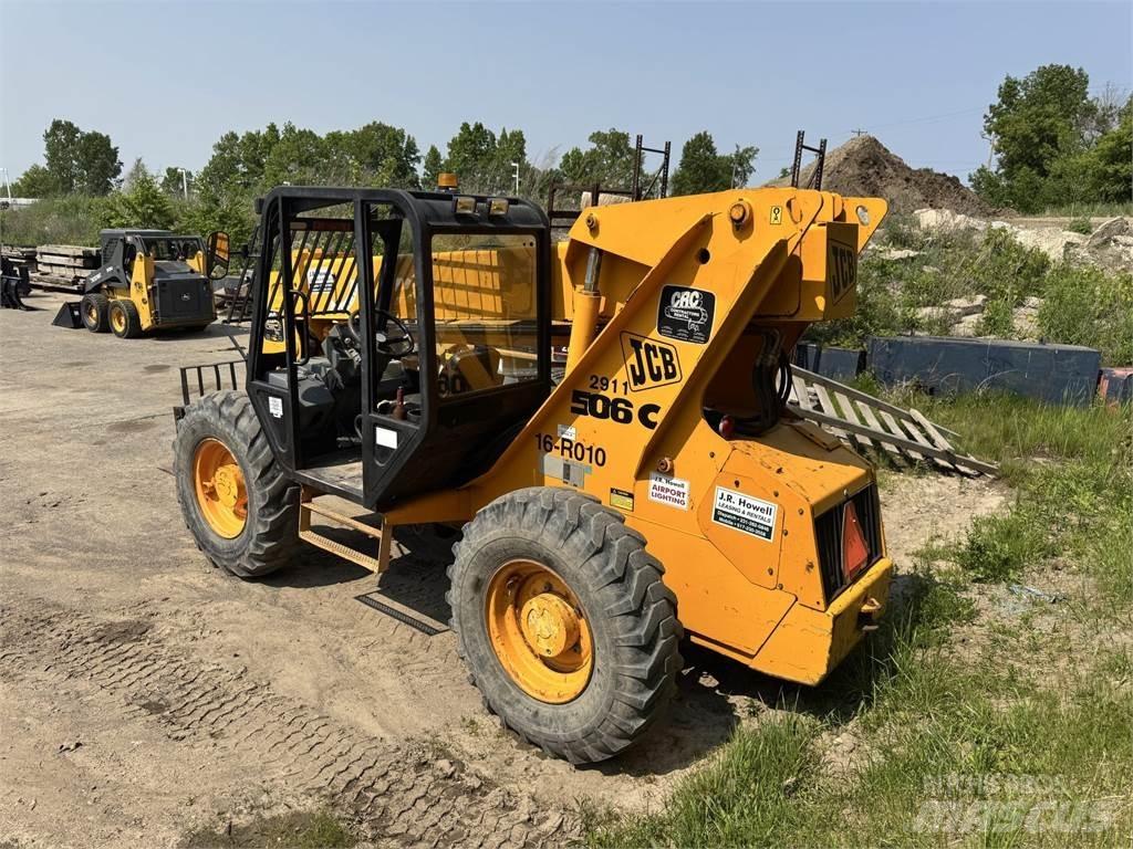 JCB 506C 伸缩臂叉装车|叉装车