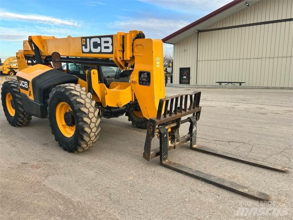 JCB 509-42 伸缩臂叉装车|叉装车