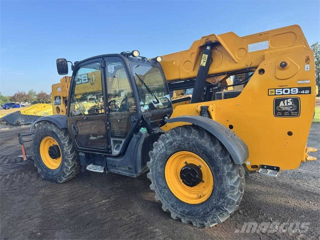 JCB 509-42 伸缩臂叉装车|叉装车